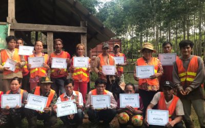 New graduates at Socfin Cambodia’s tapping school