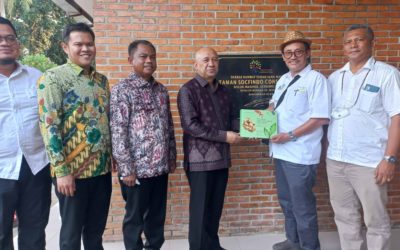 A visit from Minister of Cooperatives and Small and Medium Enterprises (SMEs) of Indonesia, Mr Teten Masduki and his team to Socfindo Conservation